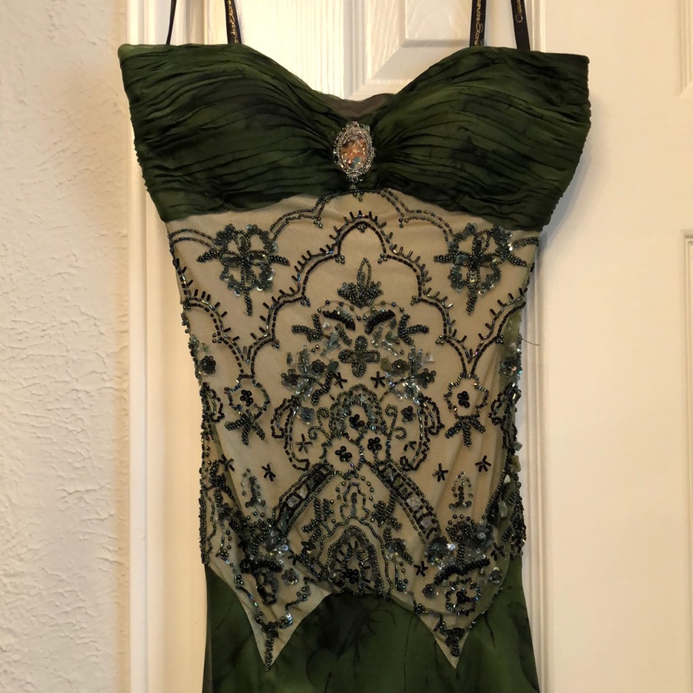 Gorgeous formal silk dress, size 4